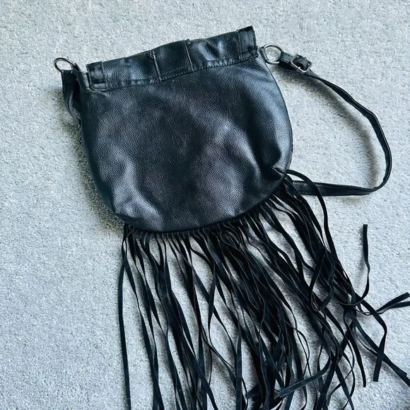 atmosphere studded Crossbody bag with fringe - Picture 12 of 13